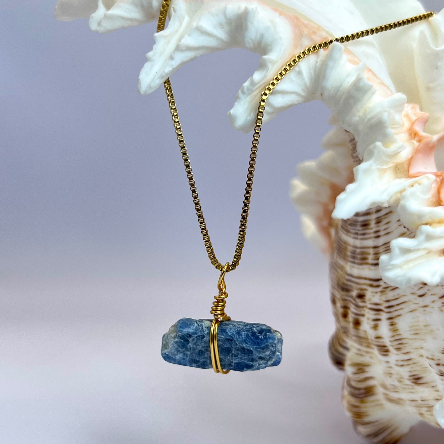 KYANITE